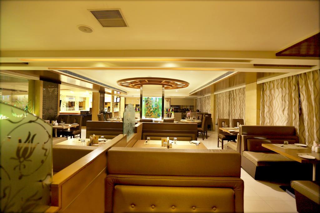 Swagath Grand Suchitra Hotel Hyderabad Esterno foto