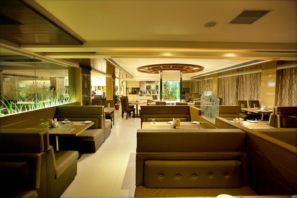 Swagath Grand Suchitra Hotel Hyderabad Esterno foto