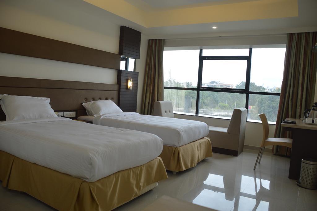 Swagath Grand Suchitra Hotel Hyderabad Camera foto