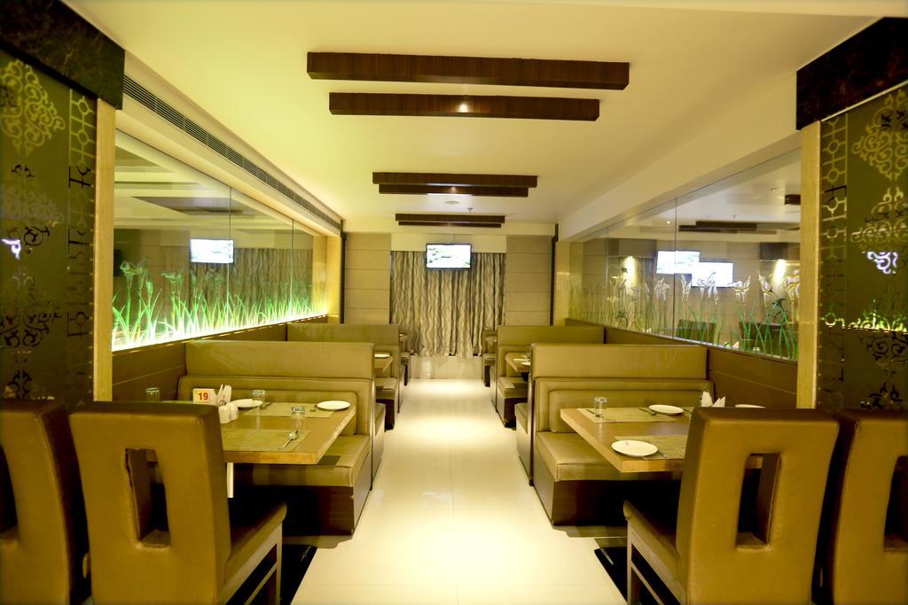 Swagath Grand Suchitra Hotel Hyderabad Esterno foto